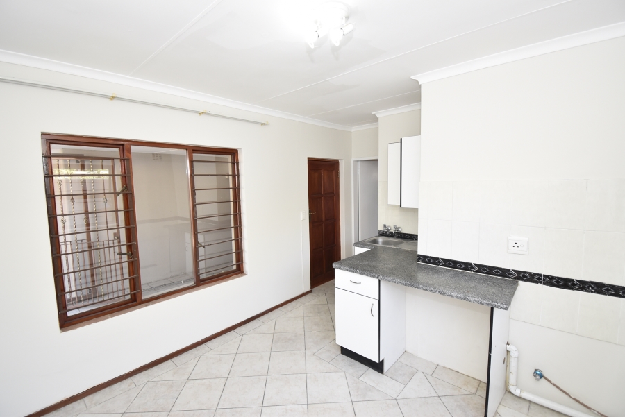 To Let 1 Bedroom Property for Rent in North Riding Gauteng