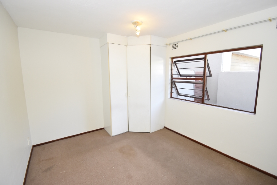 To Let 1 Bedroom Property for Rent in North Riding Gauteng