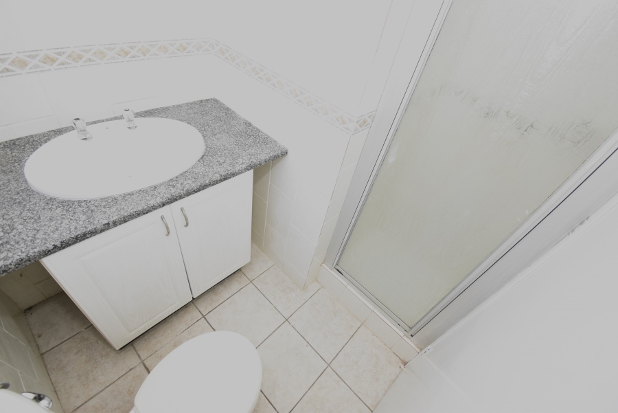 To Let 1 Bedroom Property for Rent in North Riding Gauteng