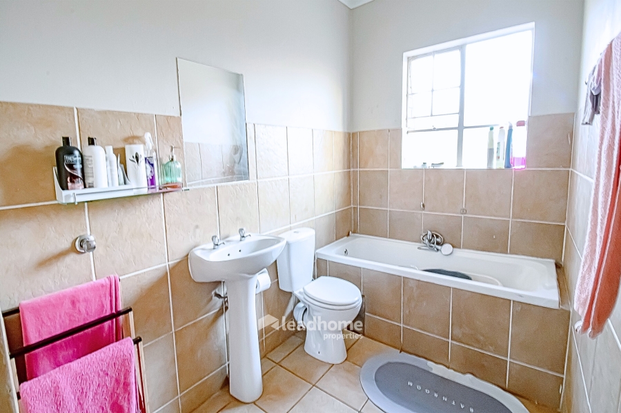 3 Bedroom Property for Sale in Annlin-wes Gauteng