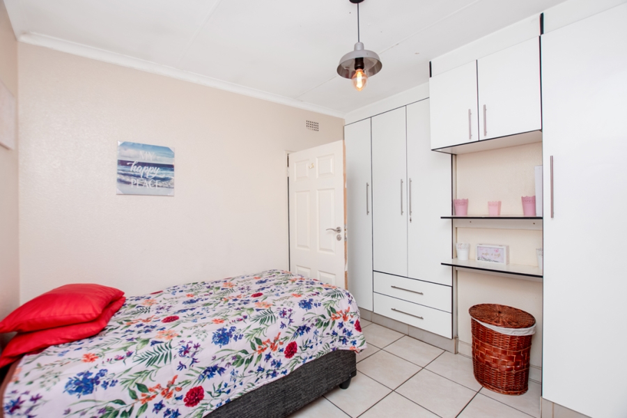 4 Bedroom Property for Sale in Delmore Park Gauteng