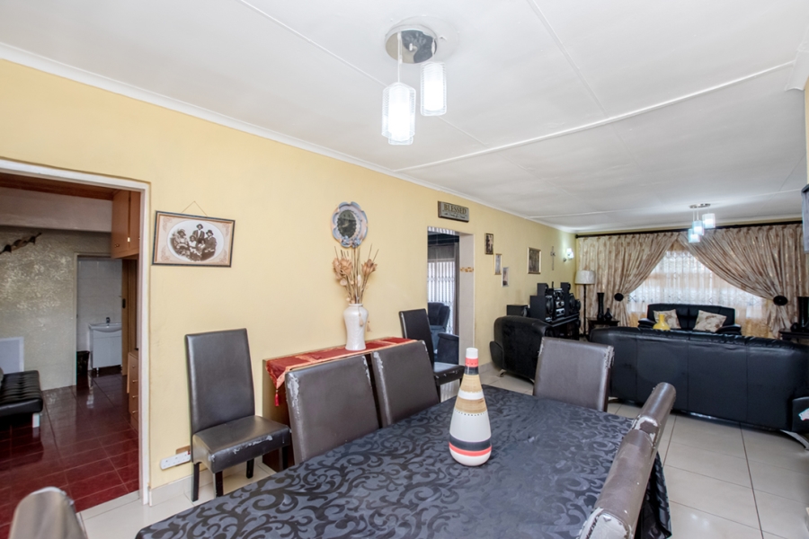 4 Bedroom Property for Sale in Delmore Park Gauteng
