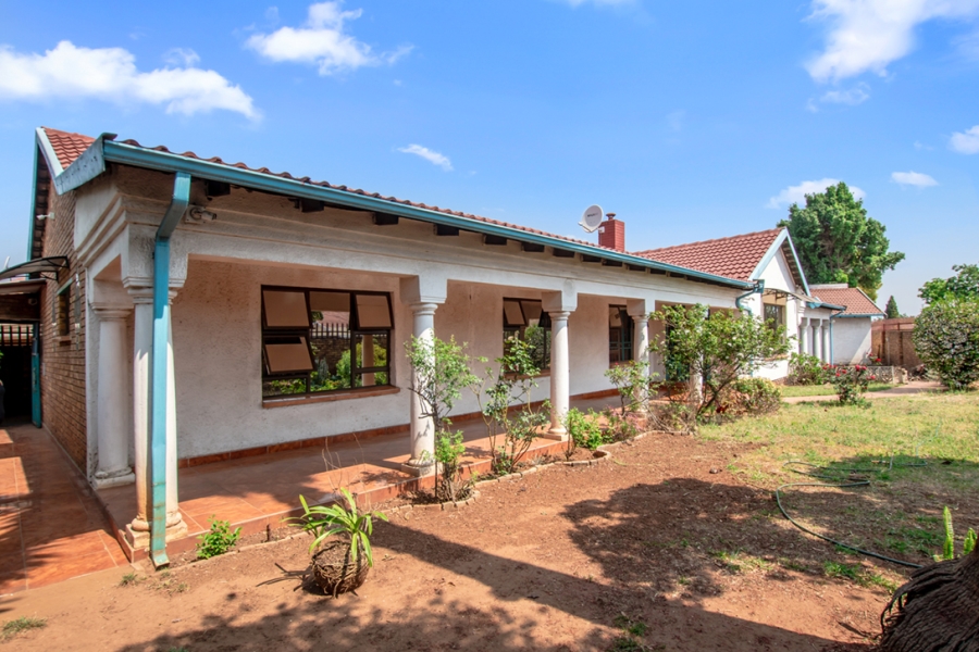 4 Bedroom Property for Sale in Delmore Park Gauteng