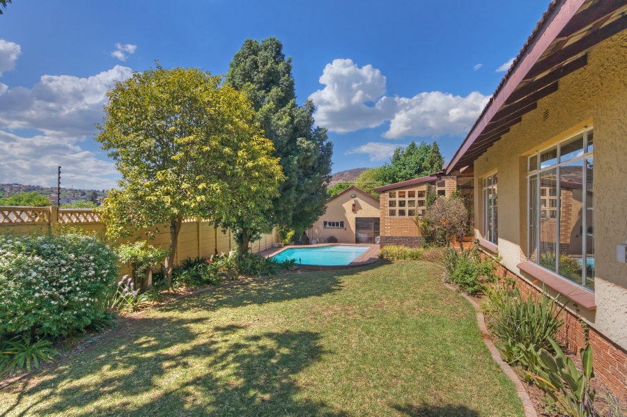 3 Bedroom Property for Sale in Mondeor Gauteng