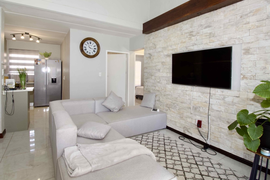 3 Bedroom Property for Sale in Amberfield Gauteng