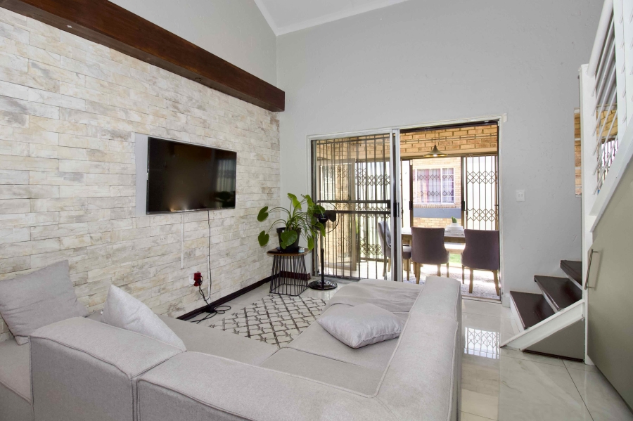 3 Bedroom Property for Sale in Amberfield Gauteng