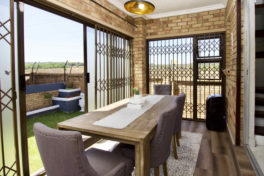 3 Bedroom Property for Sale in Amberfield Gauteng