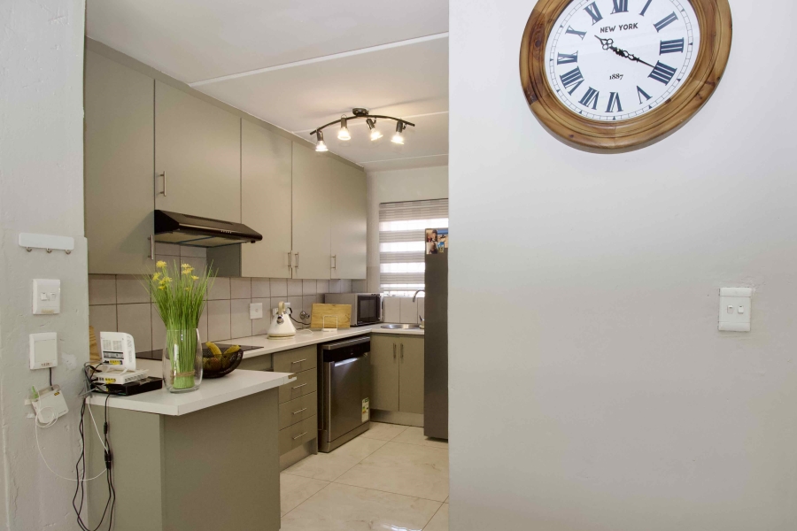 3 Bedroom Property for Sale in Amberfield Gauteng