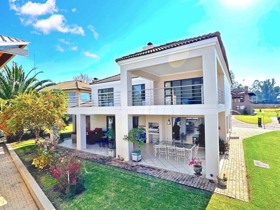 5 Bedroom Property for Sale in Vaalview Gauteng