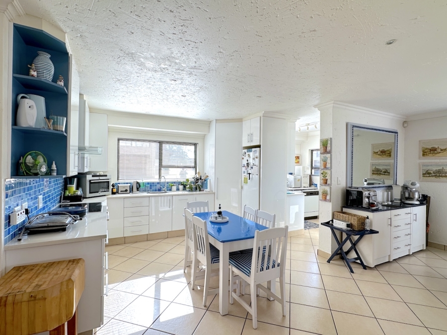 5 Bedroom Property for Sale in Vaalview Gauteng