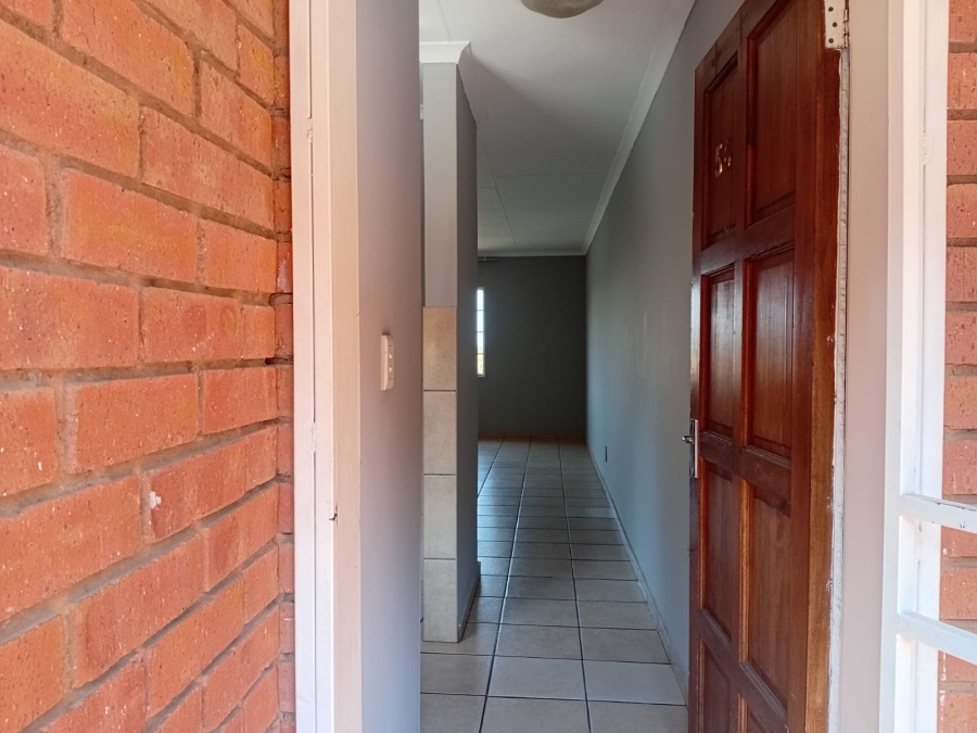 2 Bedroom Property for Sale in Rosettenville Gauteng