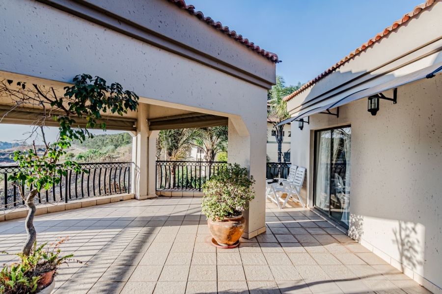 5 Bedroom Property for Sale in Waterkloof Ridge Gauteng