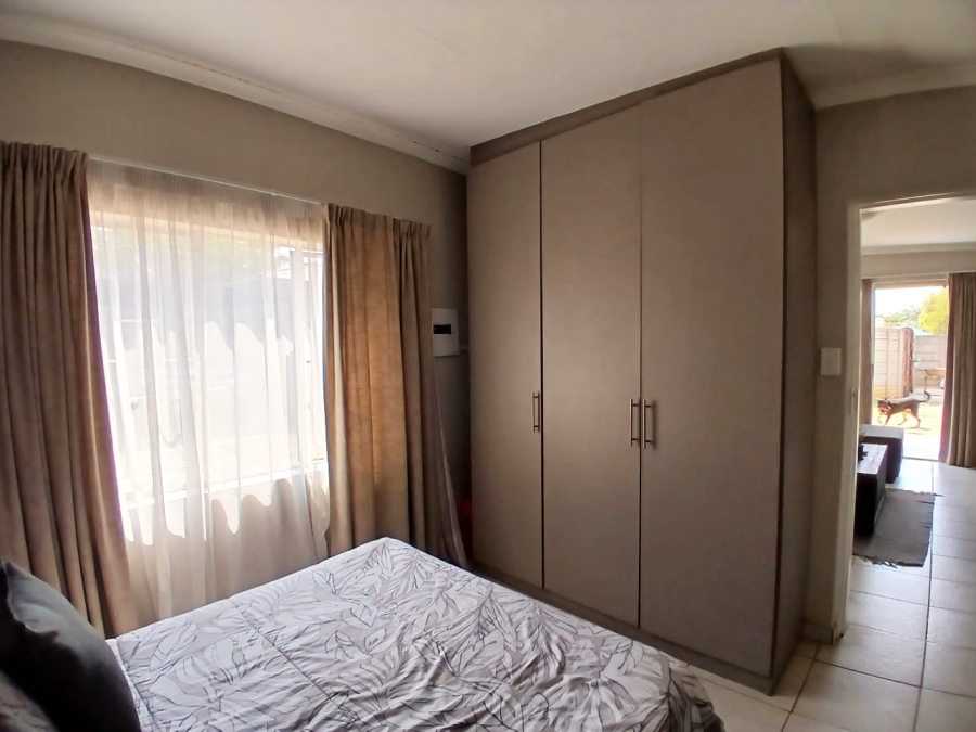 2 Bedroom Property for Sale in Villieria Gauteng