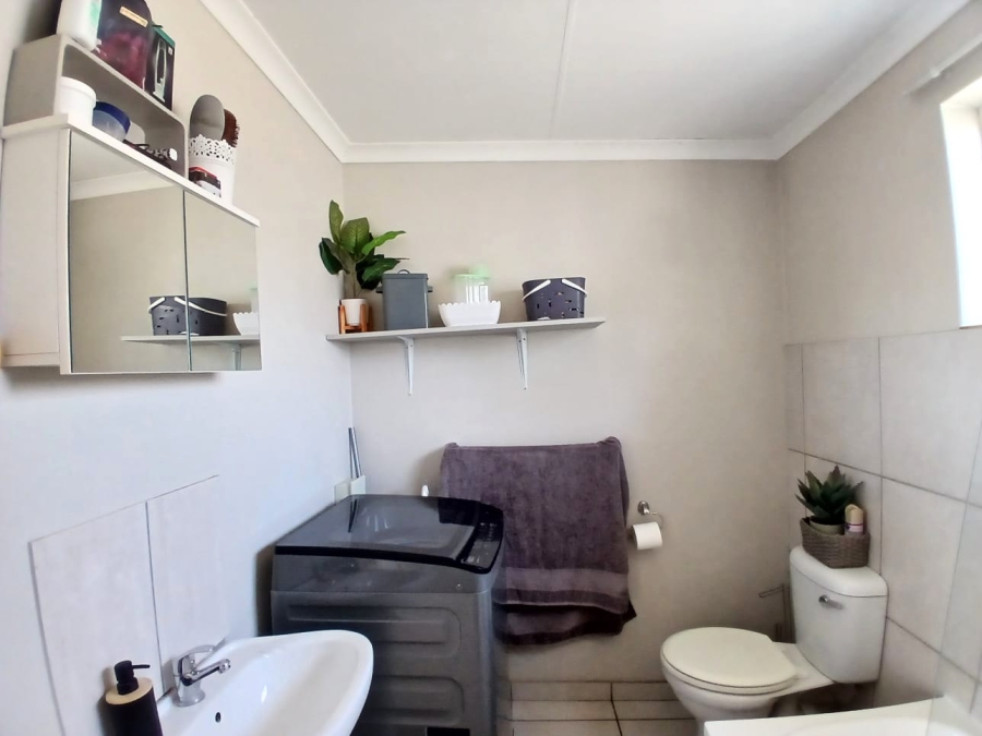 2 Bedroom Property for Sale in Villieria Gauteng