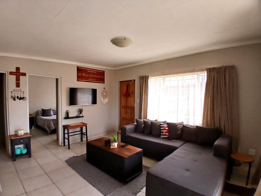 2 Bedroom Property for Sale in Villieria Gauteng