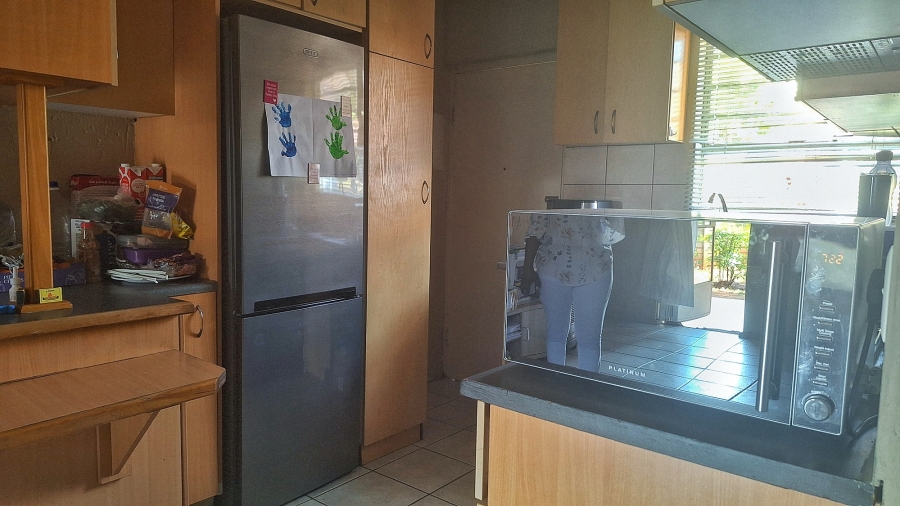 To Let 2 Bedroom Property for Rent in Allens Nek Gauteng