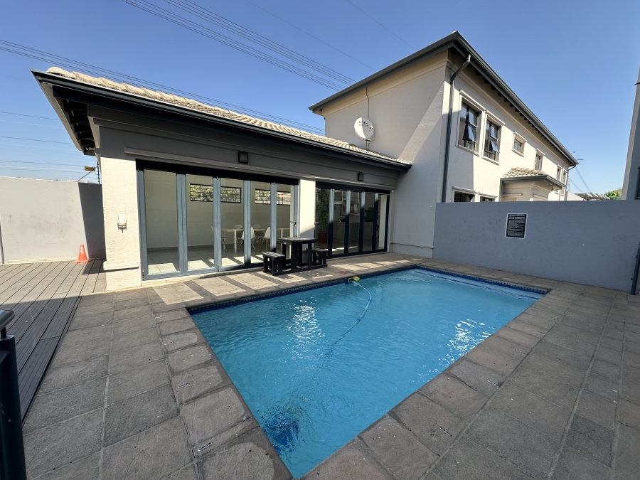 To Let 1 Bedroom Property for Rent in Morningside Gauteng