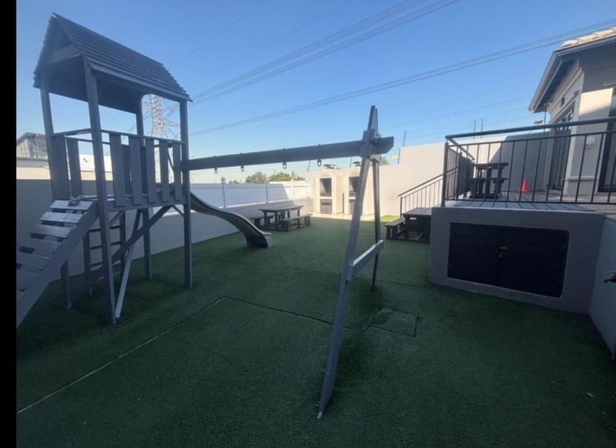 To Let 1 Bedroom Property for Rent in Morningside Gauteng