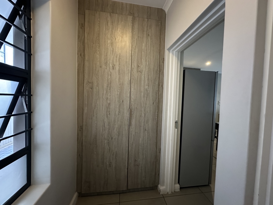 To Let 1 Bedroom Property for Rent in Morningside Gauteng