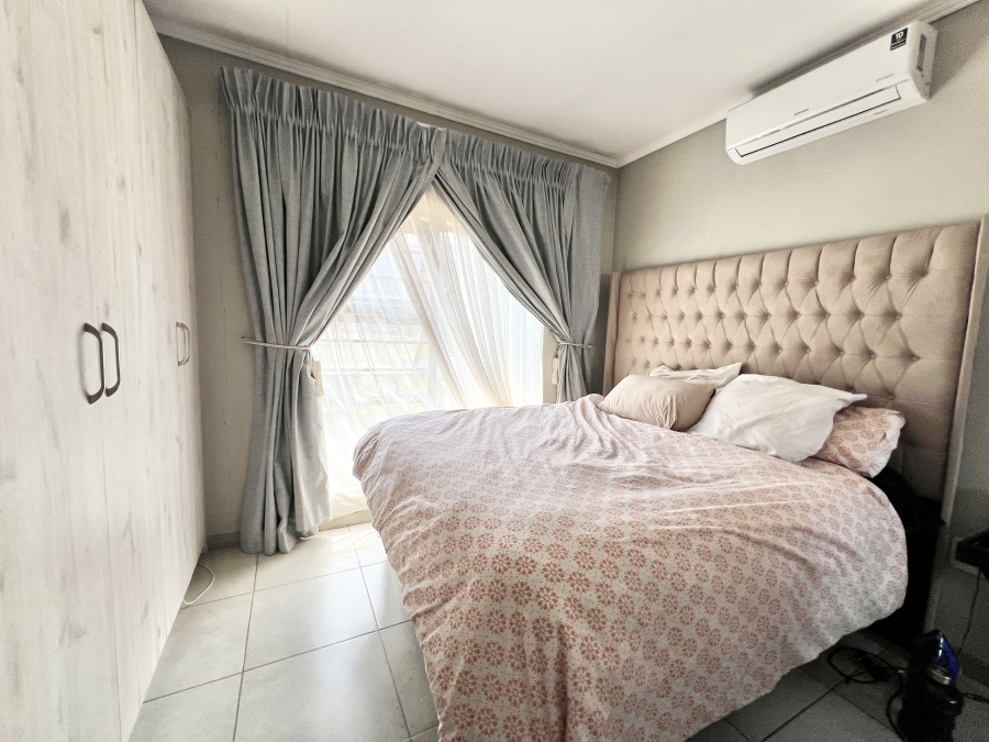 3 Bedroom Property for Sale in Amberfield Gauteng