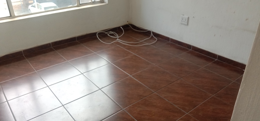 2 Bedroom Property for Sale in Elspark Gauteng