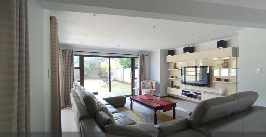 6 Bedroom Property for Sale in Midstream Estate Gauteng