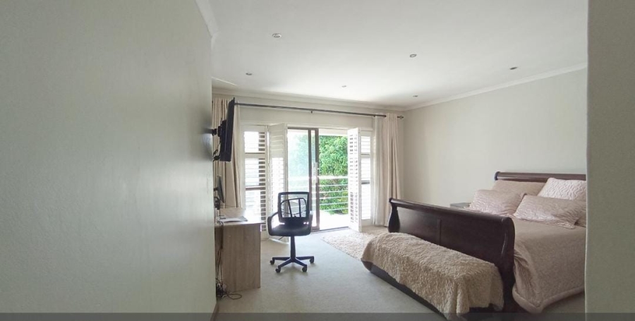 6 Bedroom Property for Sale in Midstream Estate Gauteng