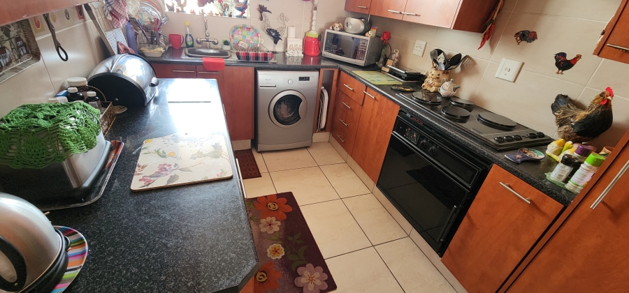 2 Bedroom Property for Sale in New Redruth Gauteng