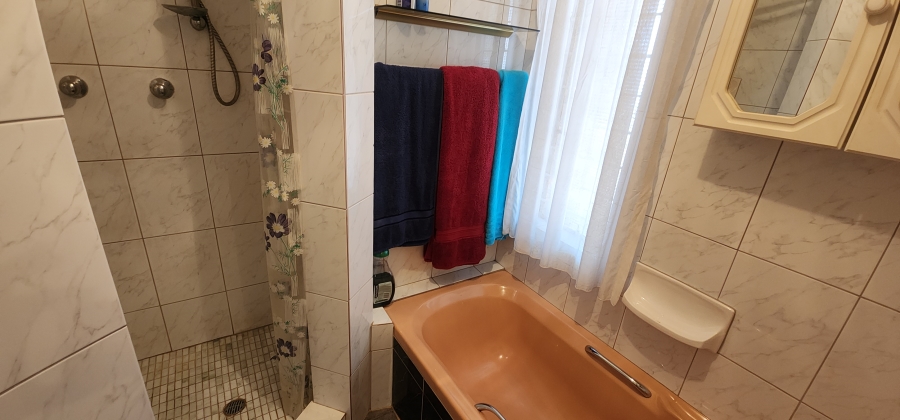 3 Bedroom Property for Sale in Mulbarton Gauteng
