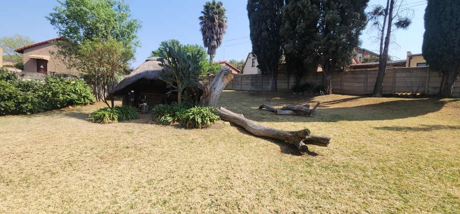 3 Bedroom Property for Sale in Mulbarton Gauteng