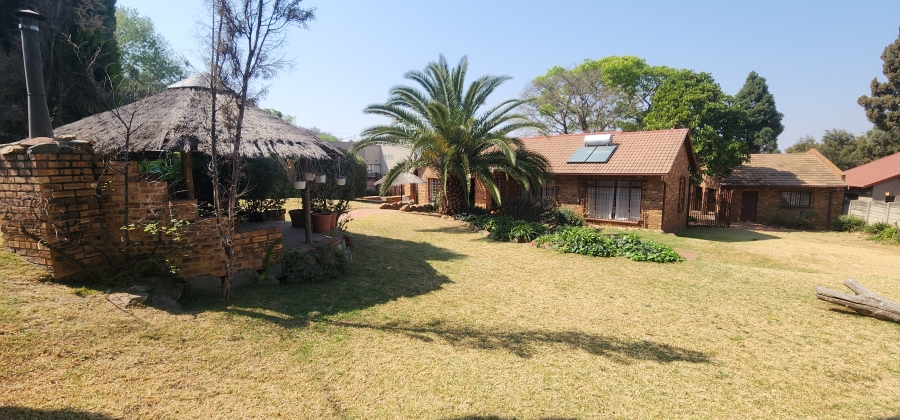 3 Bedroom Property for Sale in Mulbarton Gauteng