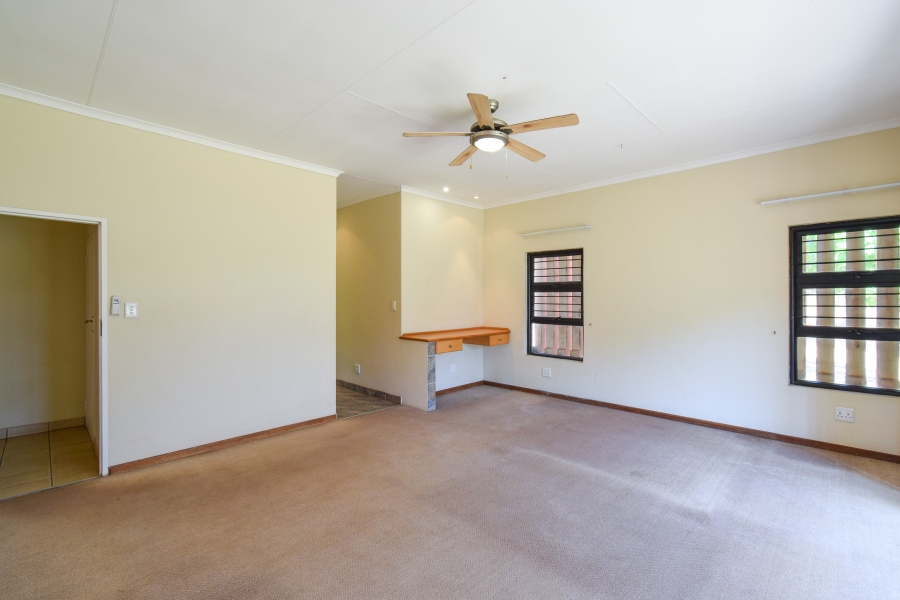 6 Bedroom Property for Sale in Olympus AH Gauteng