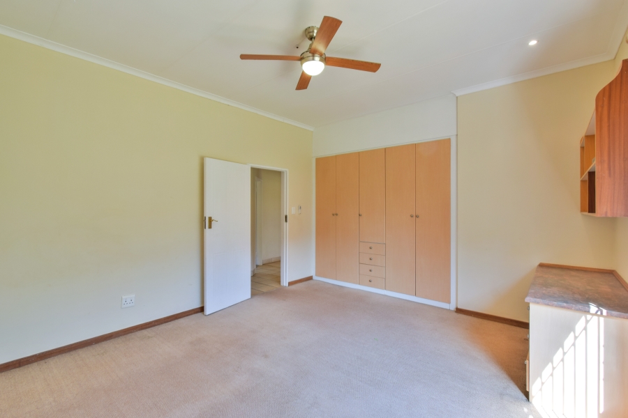6 Bedroom Property for Sale in Olympus AH Gauteng