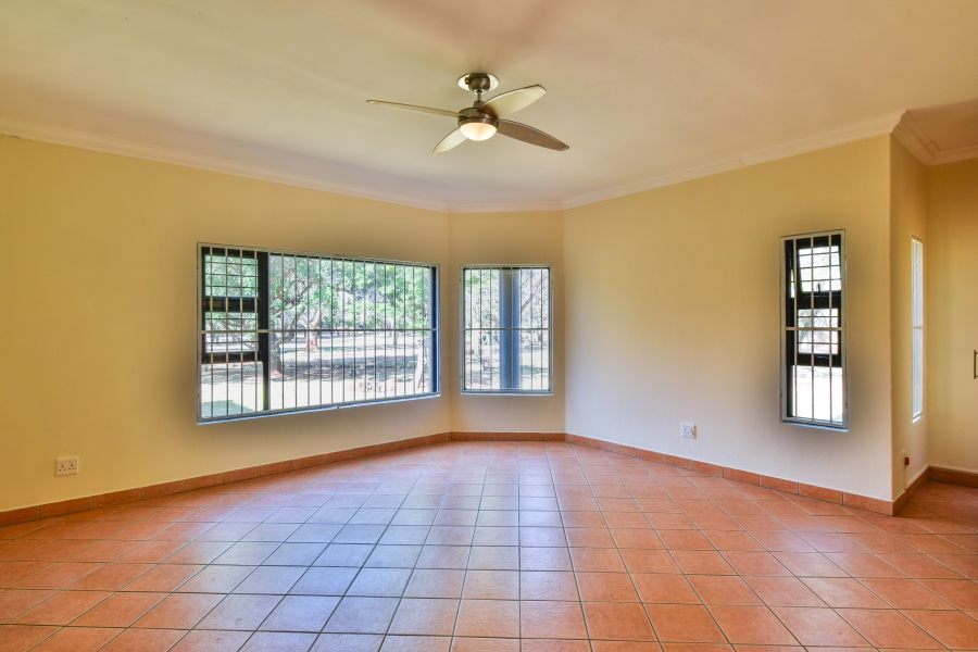 6 Bedroom Property for Sale in Olympus AH Gauteng