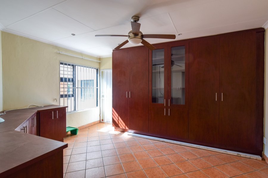 6 Bedroom Property for Sale in Olympus AH Gauteng