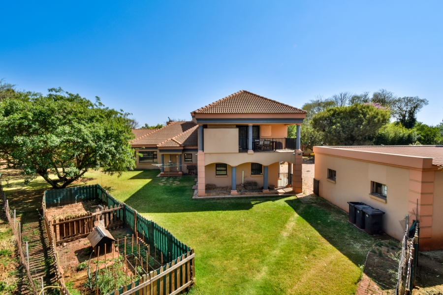 6 Bedroom Property for Sale in Olympus AH Gauteng