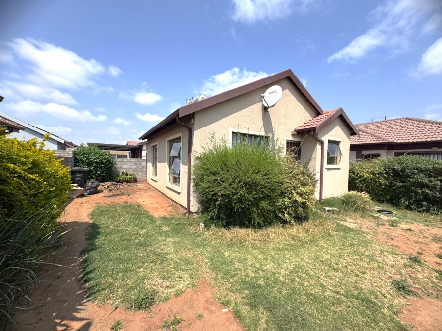 2 Bedroom Property for Sale in Alliance Gauteng
