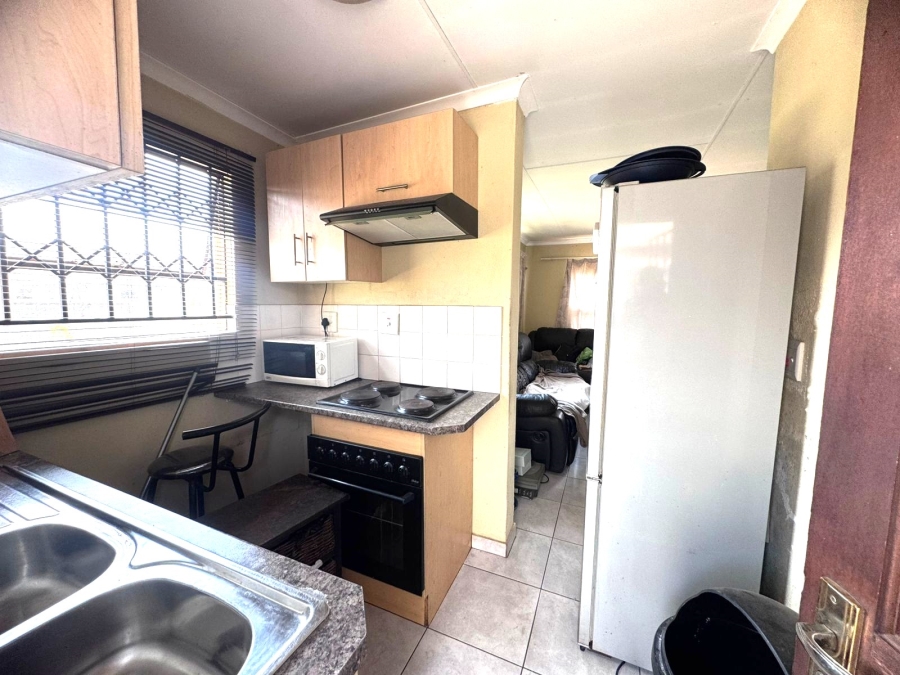 2 Bedroom Property for Sale in Alliance Gauteng