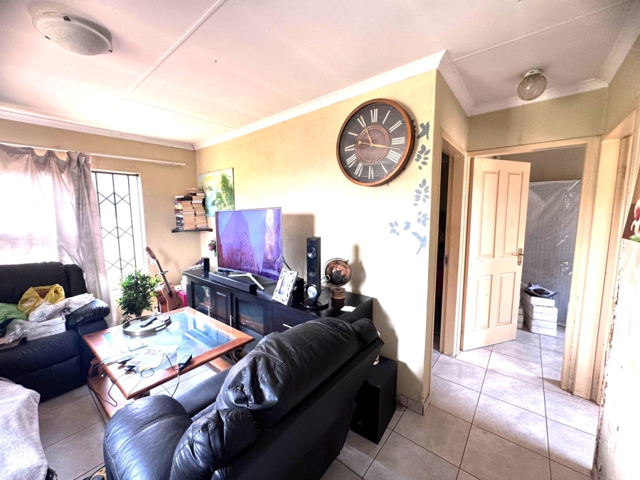 2 Bedroom Property for Sale in Alliance Gauteng