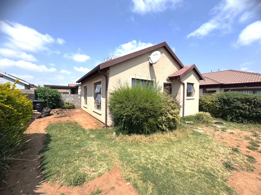 2 Bedroom Property for Sale in Alliance Gauteng