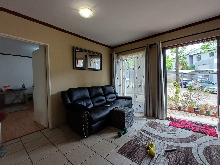 To Let 1 Bedroom Property for Rent in Paulshof Gauteng