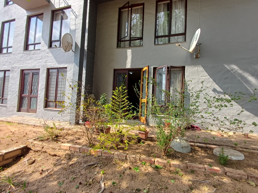 To Let 1 Bedroom Property for Rent in Paulshof Gauteng