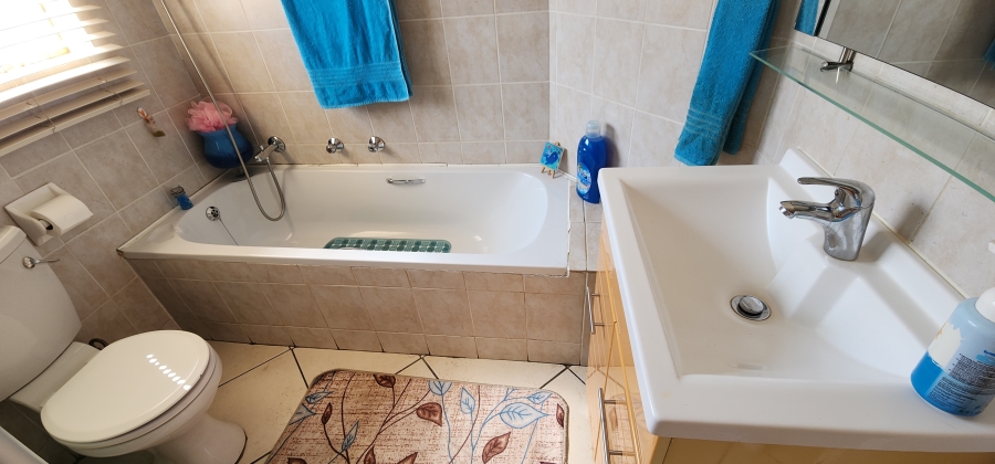 2 Bedroom Property for Sale in South Crest Gauteng