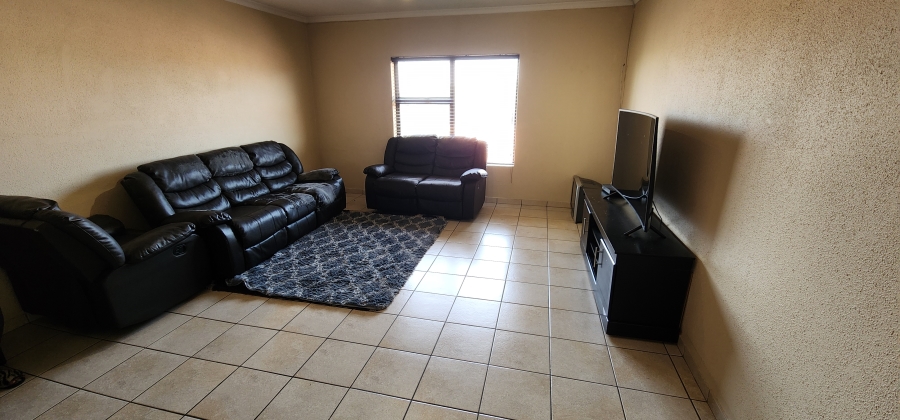 2 Bedroom Property for Sale in New Redruth Gauteng