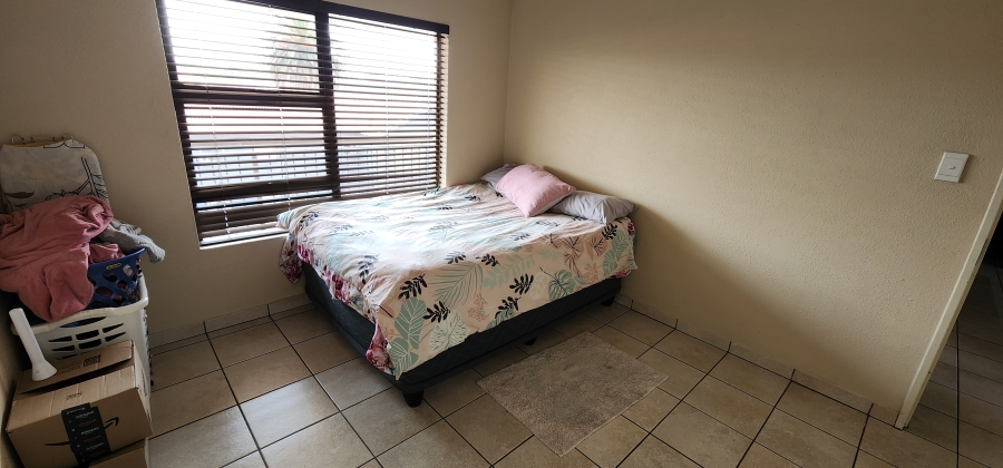 2 Bedroom Property for Sale in New Redruth Gauteng