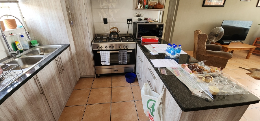 2 Bedroom Property for Sale in Verwoerdpark Gauteng