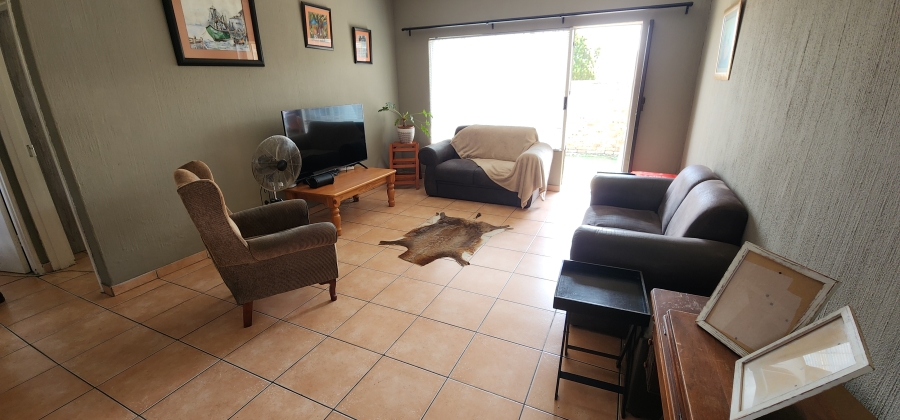 2 Bedroom Property for Sale in Verwoerdpark Gauteng