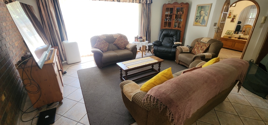 3 Bedroom Property for Sale in Brackenhurst Gauteng