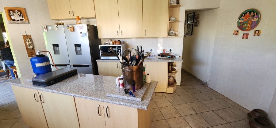 3 Bedroom Property for Sale in Brackenhurst Gauteng