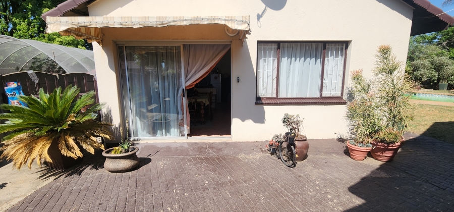 3 Bedroom Property for Sale in Brackenhurst Gauteng